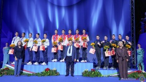 awards sfe07219 copia simone ferraro ph